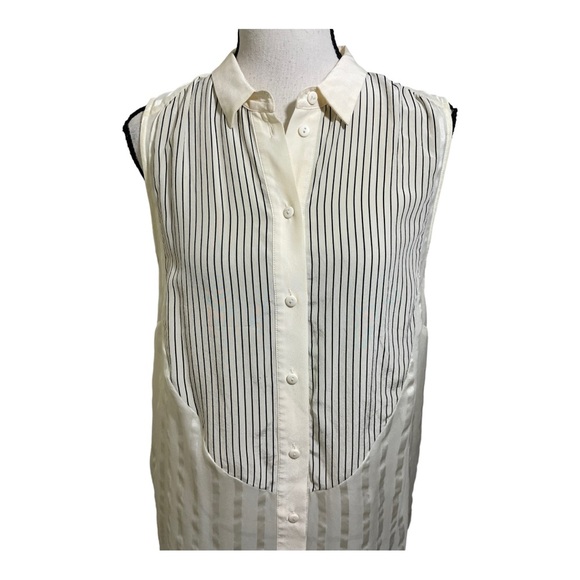 Jeunesse by Aiko womens silk blouse. Button down. Sleeveless. Size Small - Picture 2 of 10